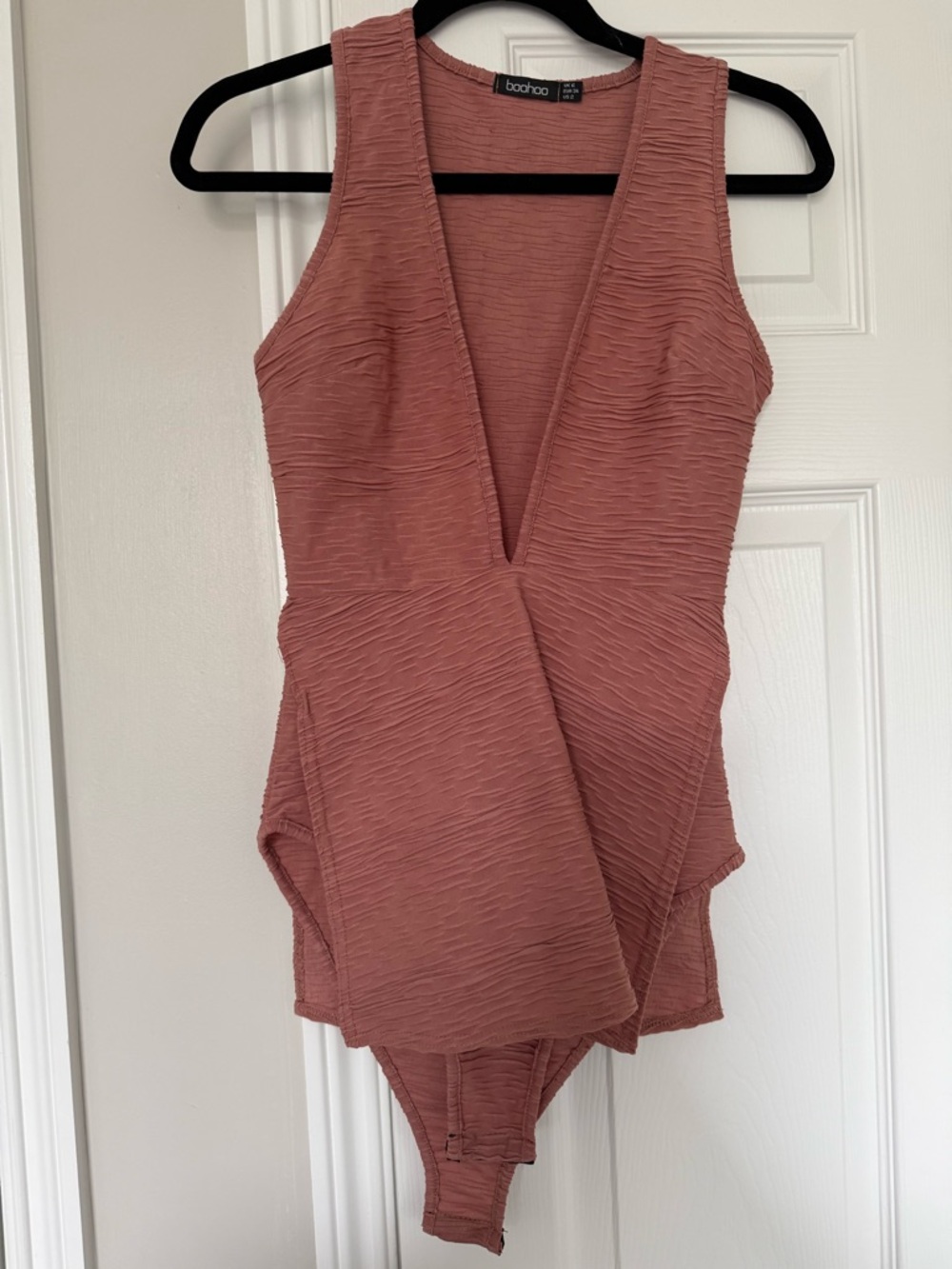 Boohoo Dusty Rose Textured Plunge Bodysuit